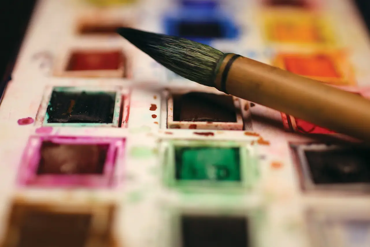 paint-4444007_1280