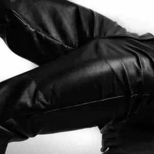 En Cuir Noir